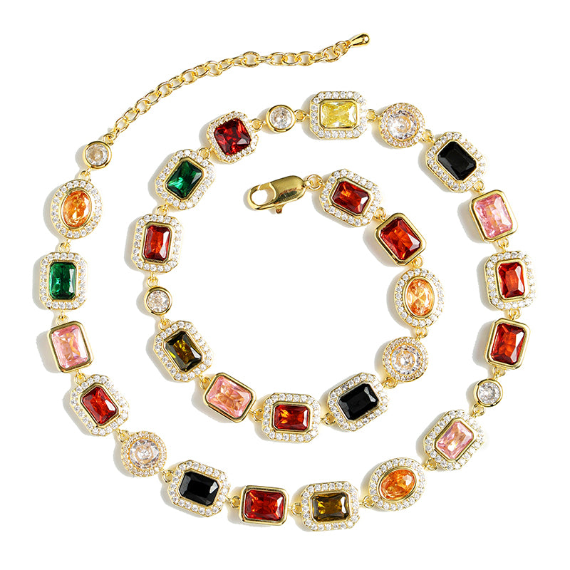 Gold Round Necklace