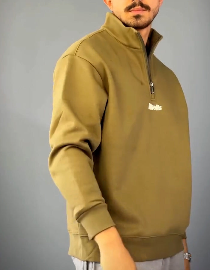 Solid-Color Letter Top