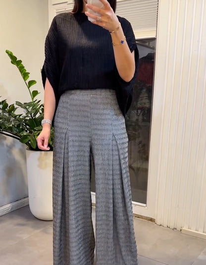 Black-Gray Casual Suit