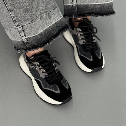 Black Non-Slip Sneakers