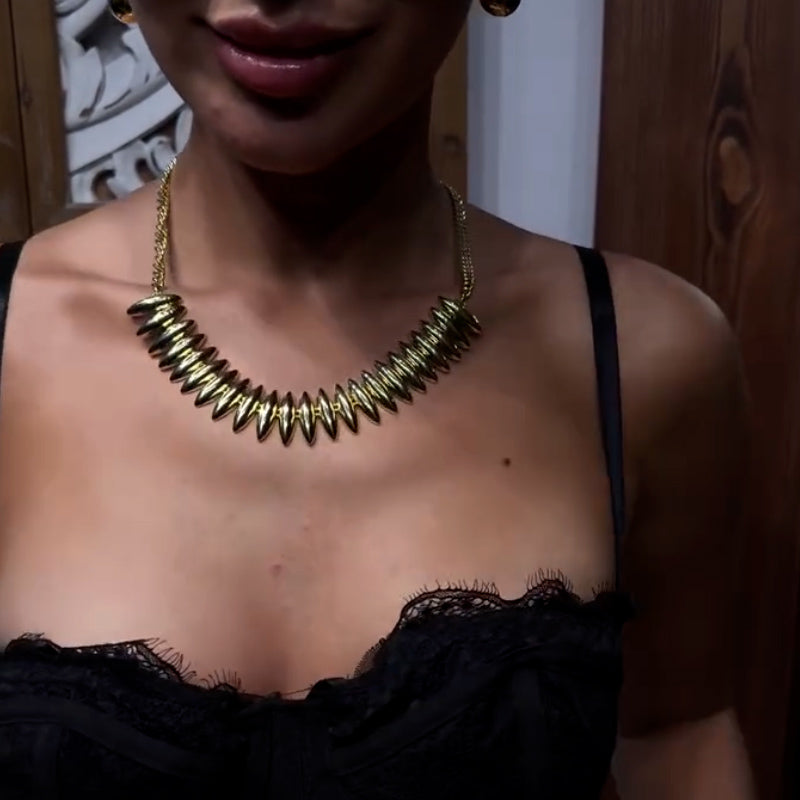 Chic Gold Necklace