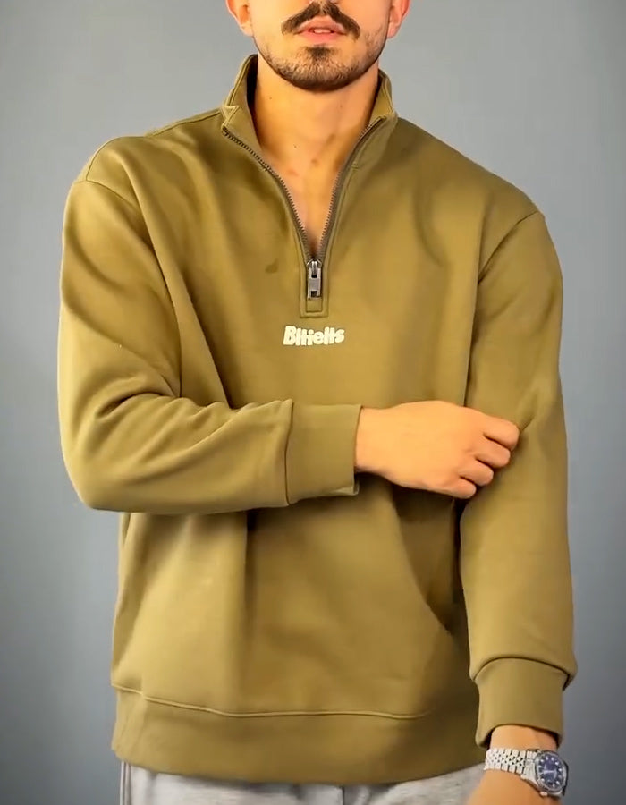 Solid-Color Letter Top